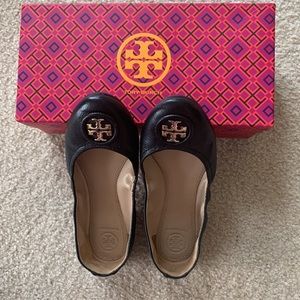 Tory Burch Ballet Flats Black & Gold Logo Size 6.5